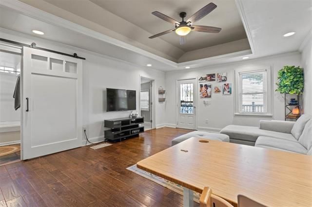 507 E 82nd St, Kansas City, MO 64131