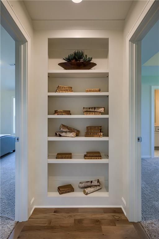 2408 W 176th St, Overland Park, KS 66085
