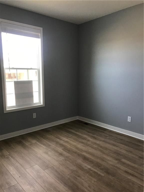 4011 NW 96th Ter, Kansas City, MO 64154