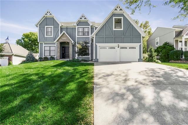 6013 Hallet St, Shawnee, KS 66216