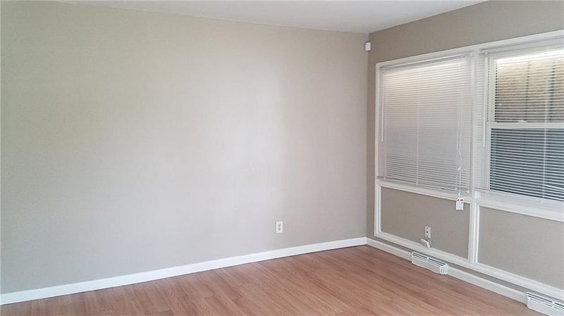 4637 Lawn Ave, Kansas City, MO 64130