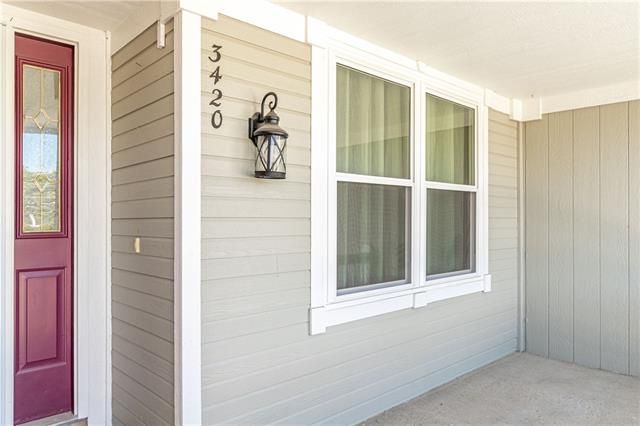 3420 N 154th St, Basehor, KS 66007