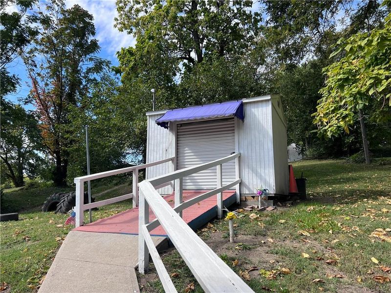 514 S 19th St, St Joseph, MO 64501