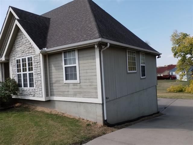 4106 E 16th Ct, Kansas City, MO 34127