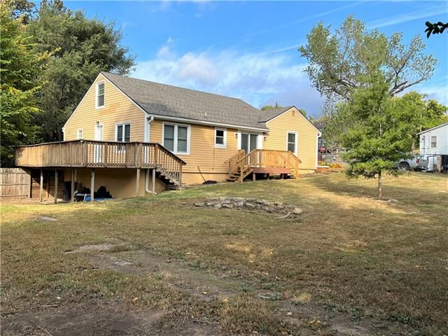1237 Gilmore Ave, Kansas City, KS 66102