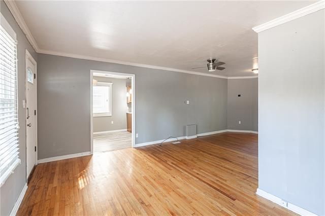 1454 E 77th St, Kansas City, MO 64131