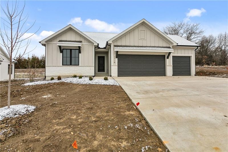 1718 E 127th Ter, Kansas City, MO 64146