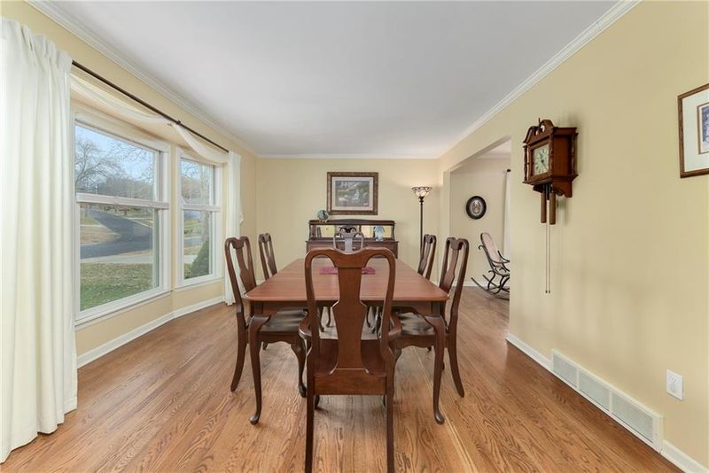 10055 Bluejacket Dr, Overland Park, KS 66214