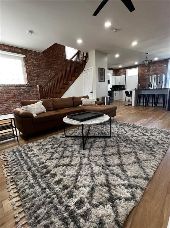 1104 E 8th St, Kansas City, MO 64106