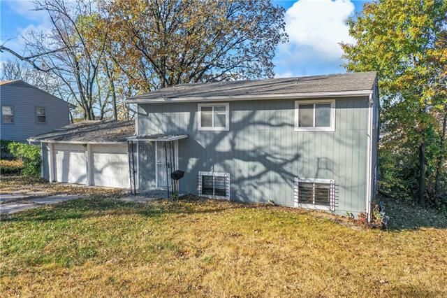 4912 Eastern Ave, Kansas City, MO 64129