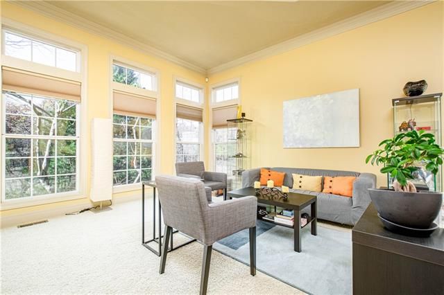 3825 NW Cimarron St, Lee's Summit, MO 64064
