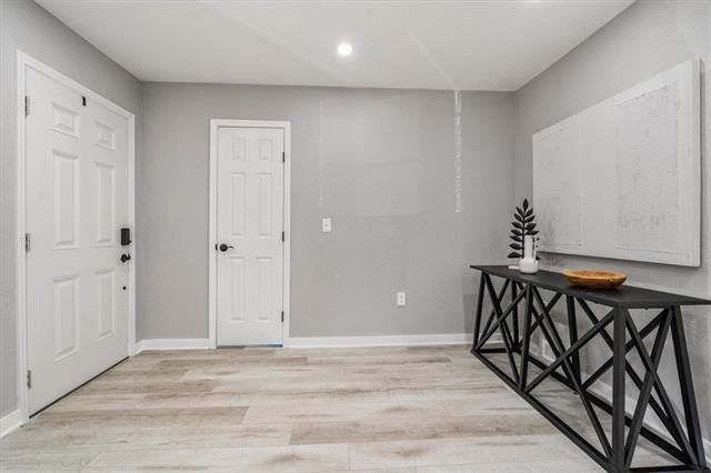 1300 E 59th St, Kansas City, MO 64110