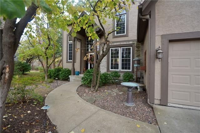 13110 Mackey St, Overland Park, KS 66213