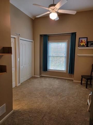 14616 Hardy St, Overland Park, KS 66223
