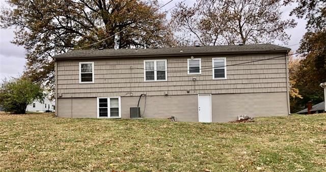 5409 Booth Ave, Kansas City, MO 64129