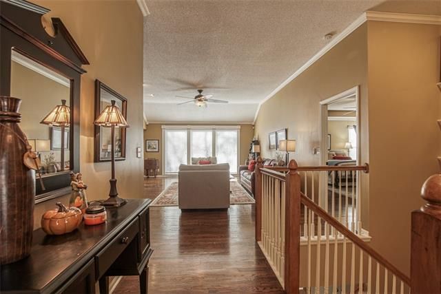 1739 N Sunset St, Olathe, KS 66061