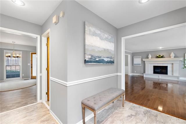 2405 NE 78th St, Kansas City, MO 64118