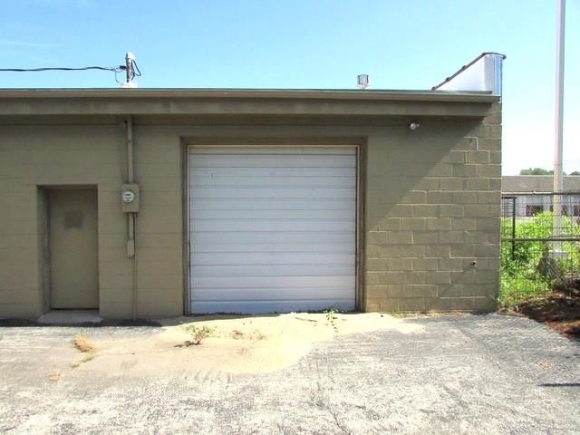 12107 E 43rd St, Kansas City, MO 64133