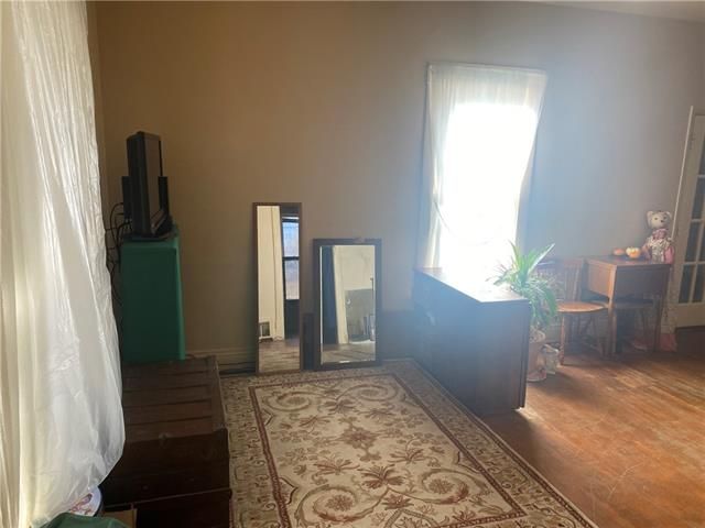 532 S Evanston Ave, Independence, MO 64053