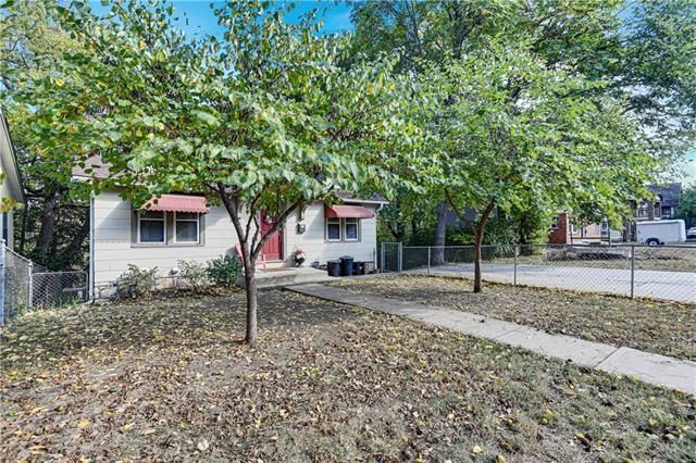 5019 Lydia Ave, Kansas City, MO 64110