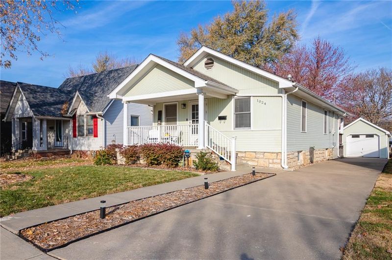 1024 E 24th Ave, Kansas City, MO 64116