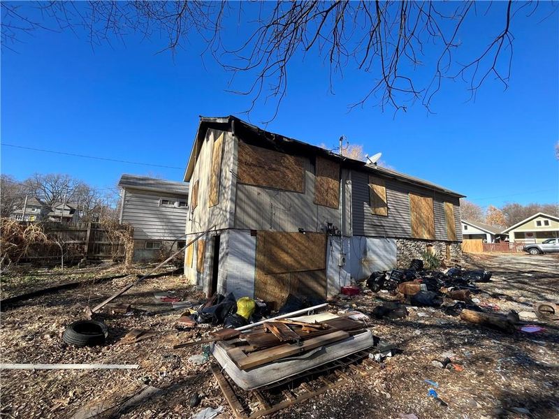 3719 Garner Ave, Kansas City, MO 64124