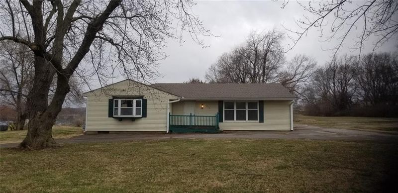 612 N Jennings Rd, Independence, MO 64056