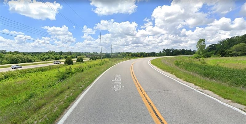 6000 Hedge Lane Ter, Shawnee, KS 66226