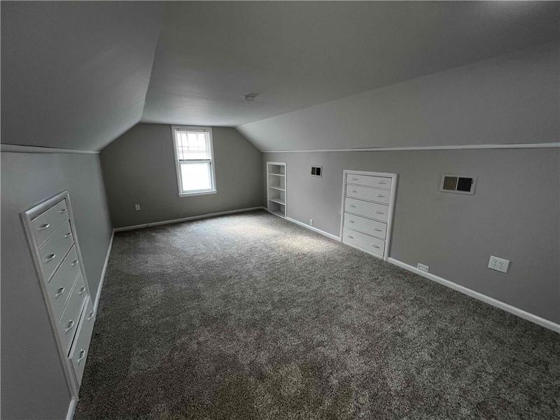 1728 N 42nd St, Kansas City, KS 66102