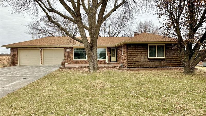 3015 Bel Air Dr, Chillicothe, MO 64601