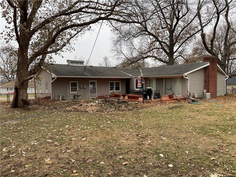 12404 E 54th St, Kansas City, MO 64133