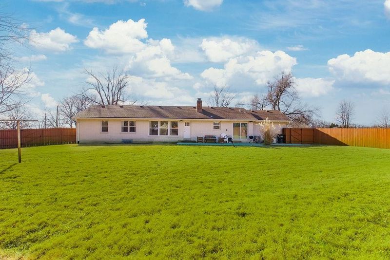 1900 E 125th St, Kansas City, MO 64146