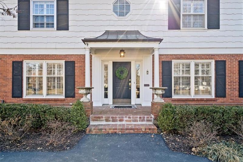 1255 W 63rd St, Kansas City, MO 64113