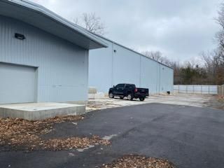 5015 Raytown Rd, Kansas City, MO 64133