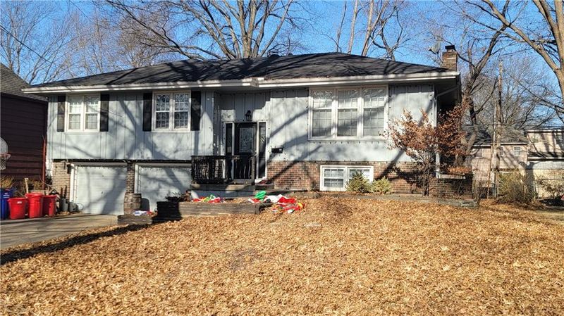 9704 W 96th Ter, Overland Park, KS 66212
