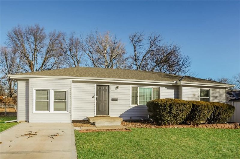 8912 E 89th St, Kansas City, MO 64138