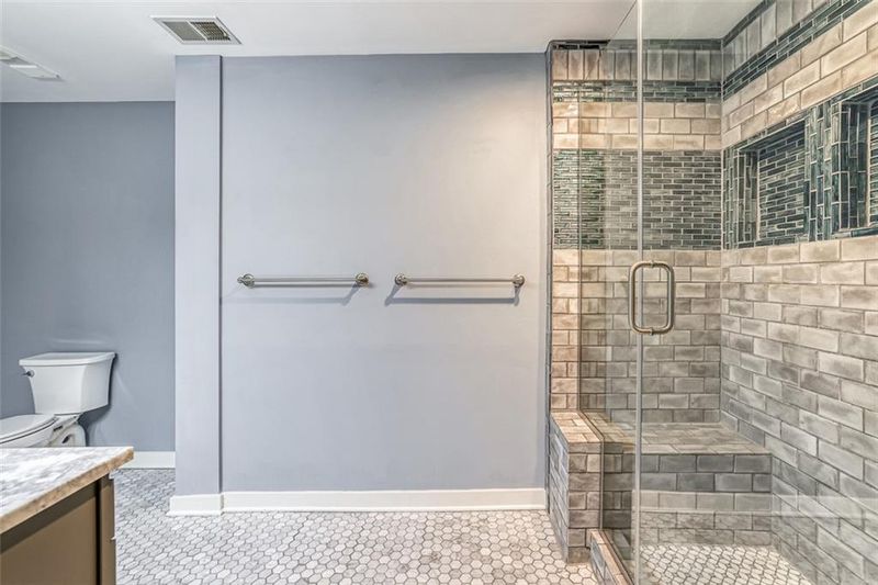 200 Main St #412, Kansas City, MO 64105