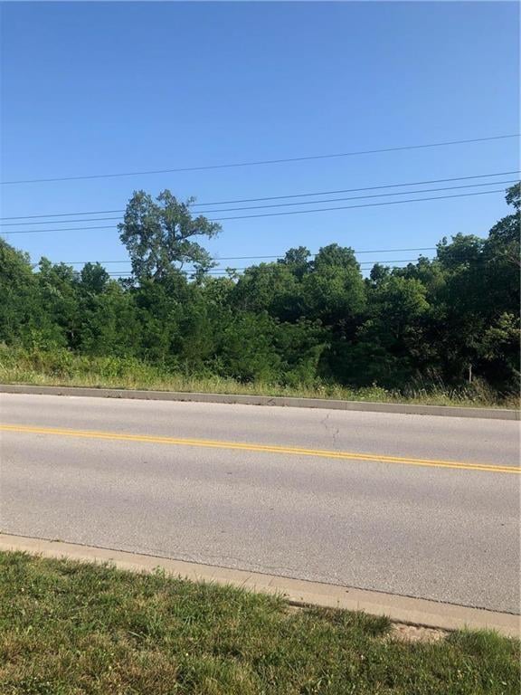 10111 NW Barry Rd, Kansas City, MO 64153