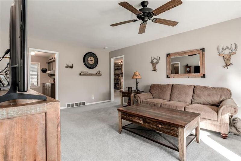 9444 Knox Dr, Overland Park, KS 66212