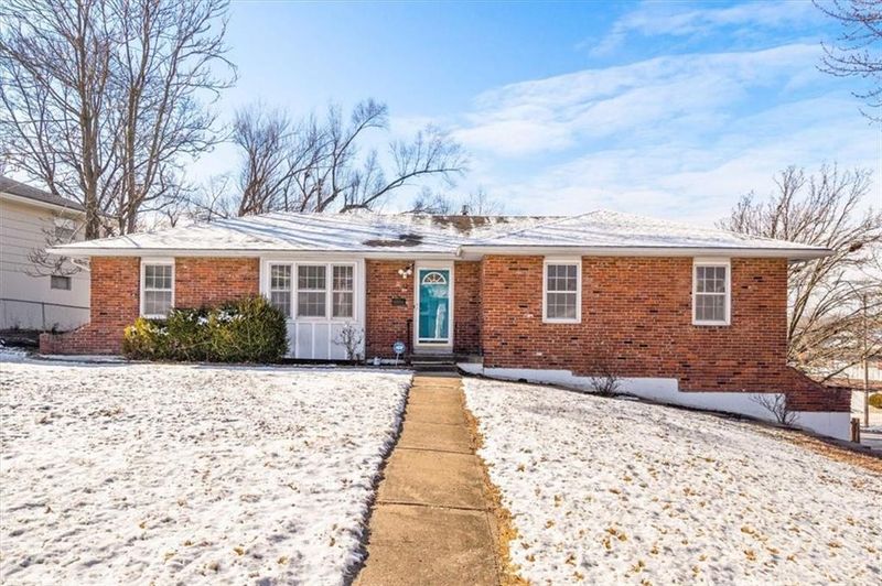 19 W 91st Ter, Kansas City, MO 64114