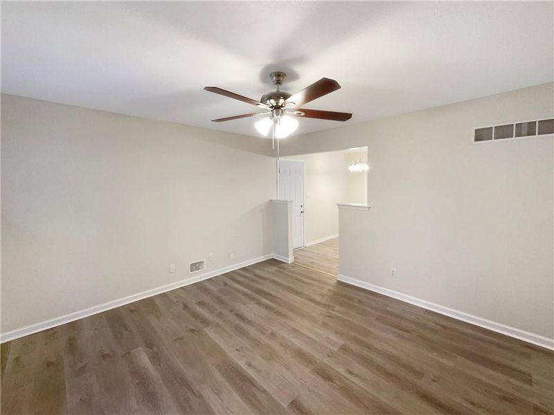 8708 E 111th St, Kansas City, MO 64134