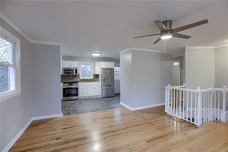 3305 Red Bud Rd, Kansas City, MO 64137