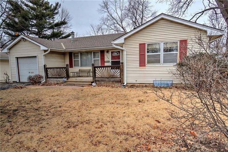 4508 E 112th Ter, Kansas City, MO 64137