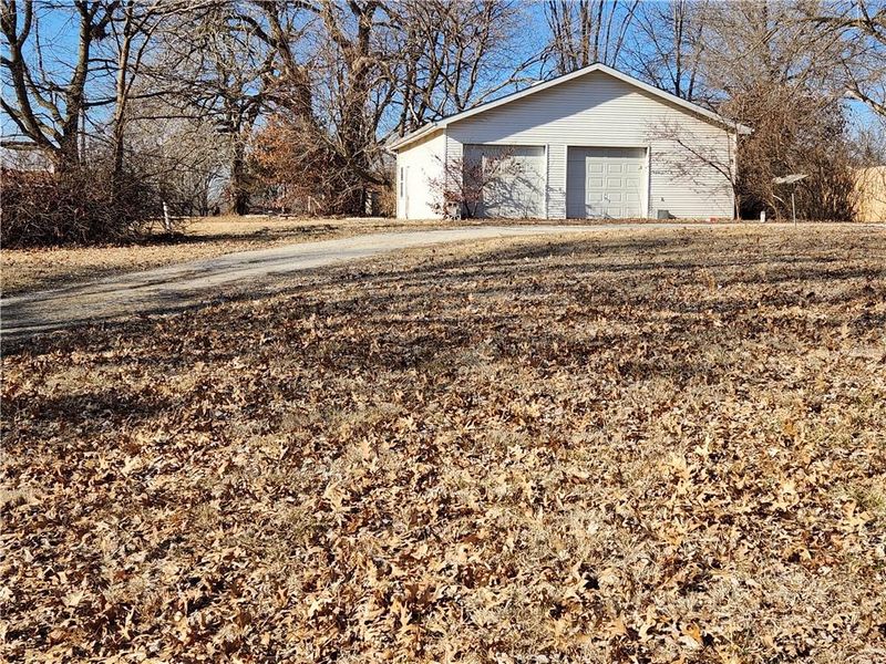 Blueberry Dr, Harrisonville, MO 64701