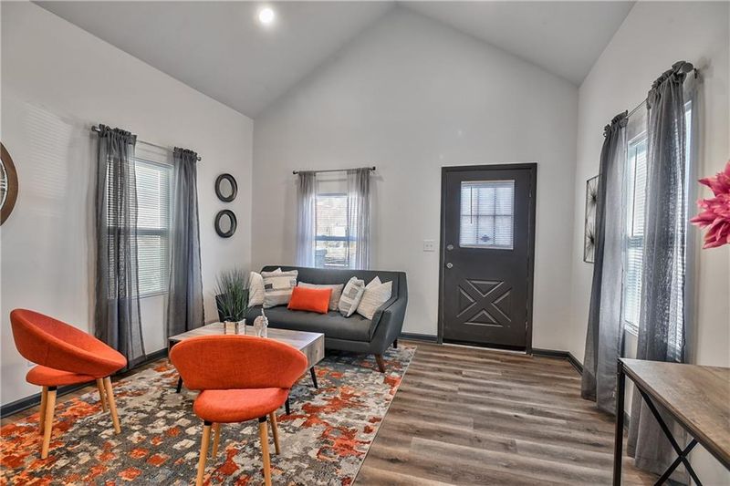 3807 E 12th Ter, Kansas City, MO 64127