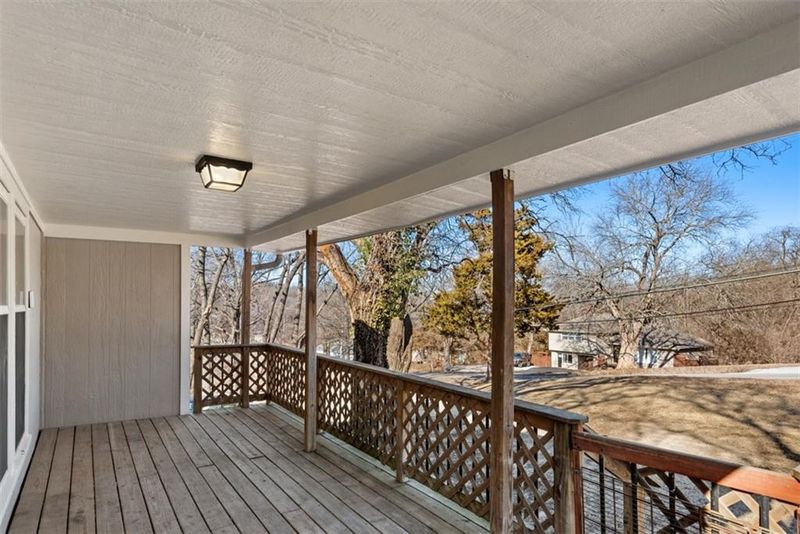 7455 E 83rd St, Kansas City, MO 64138