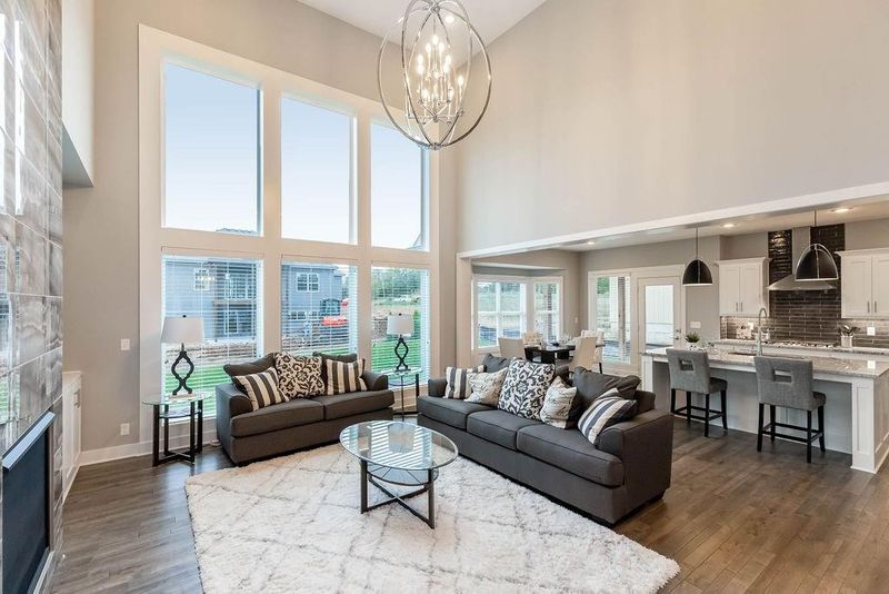 17340 Richards St, Overland Park, KS 66221