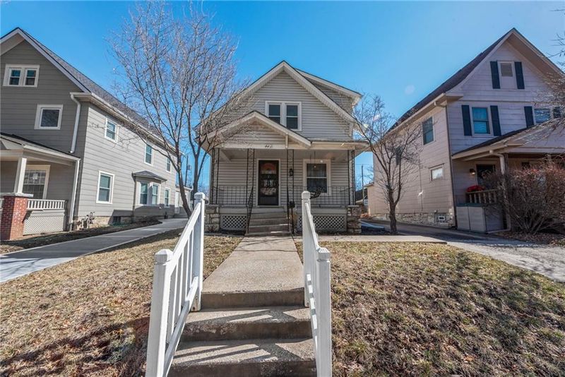 4413 Genessee St, Kansas City, MO 64111