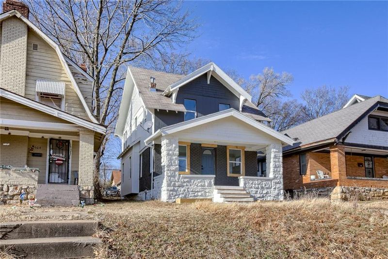 5610 Olive St, Kansas City, MO 64130