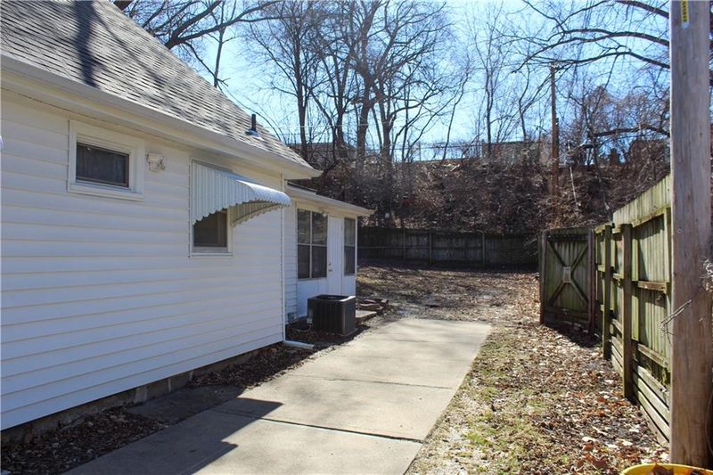 6209 E 14th St, Kansas City, MO 64126